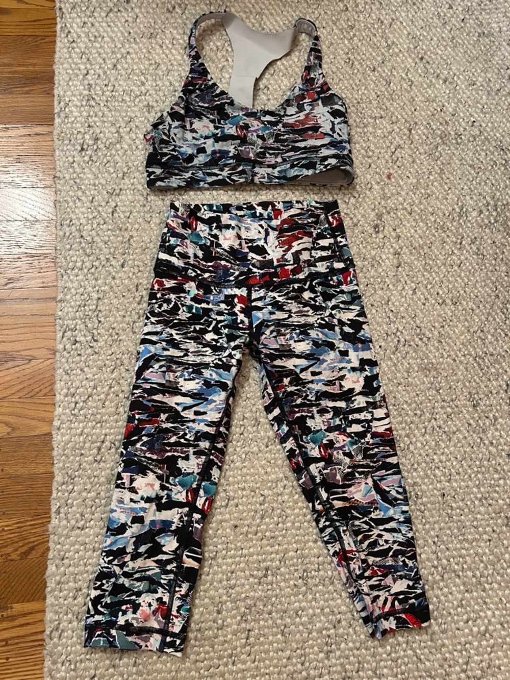 Lululemon High-Waist Leggings & Sports Bra Set - Black Multi